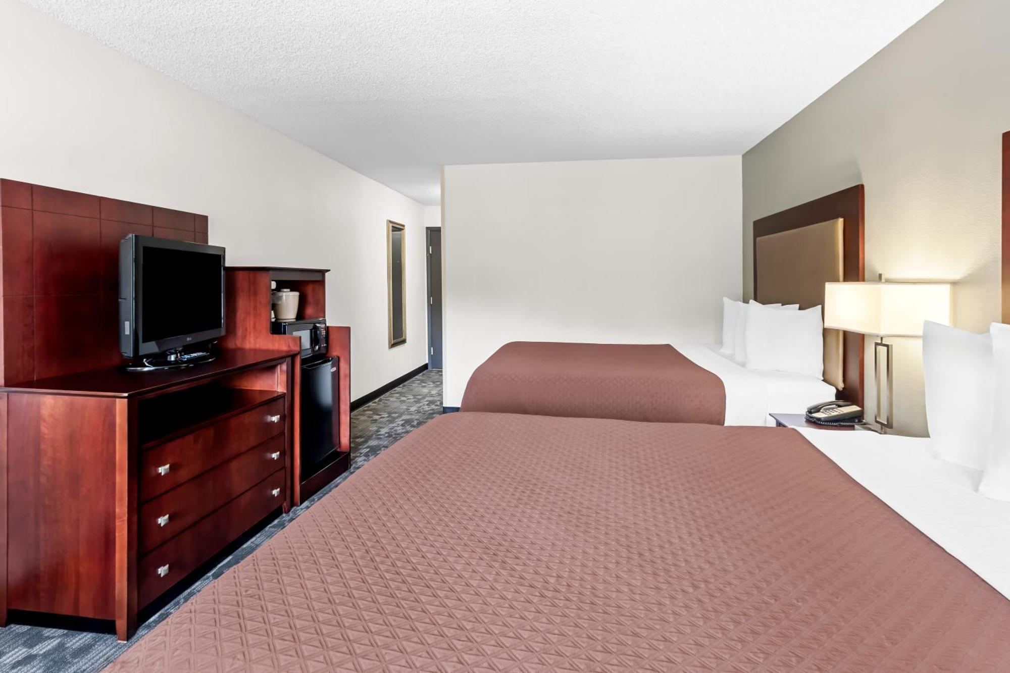 Standard Queen Room with Two Queen Beds